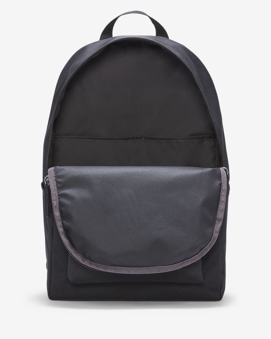 Nike 25 litre backpack deals
